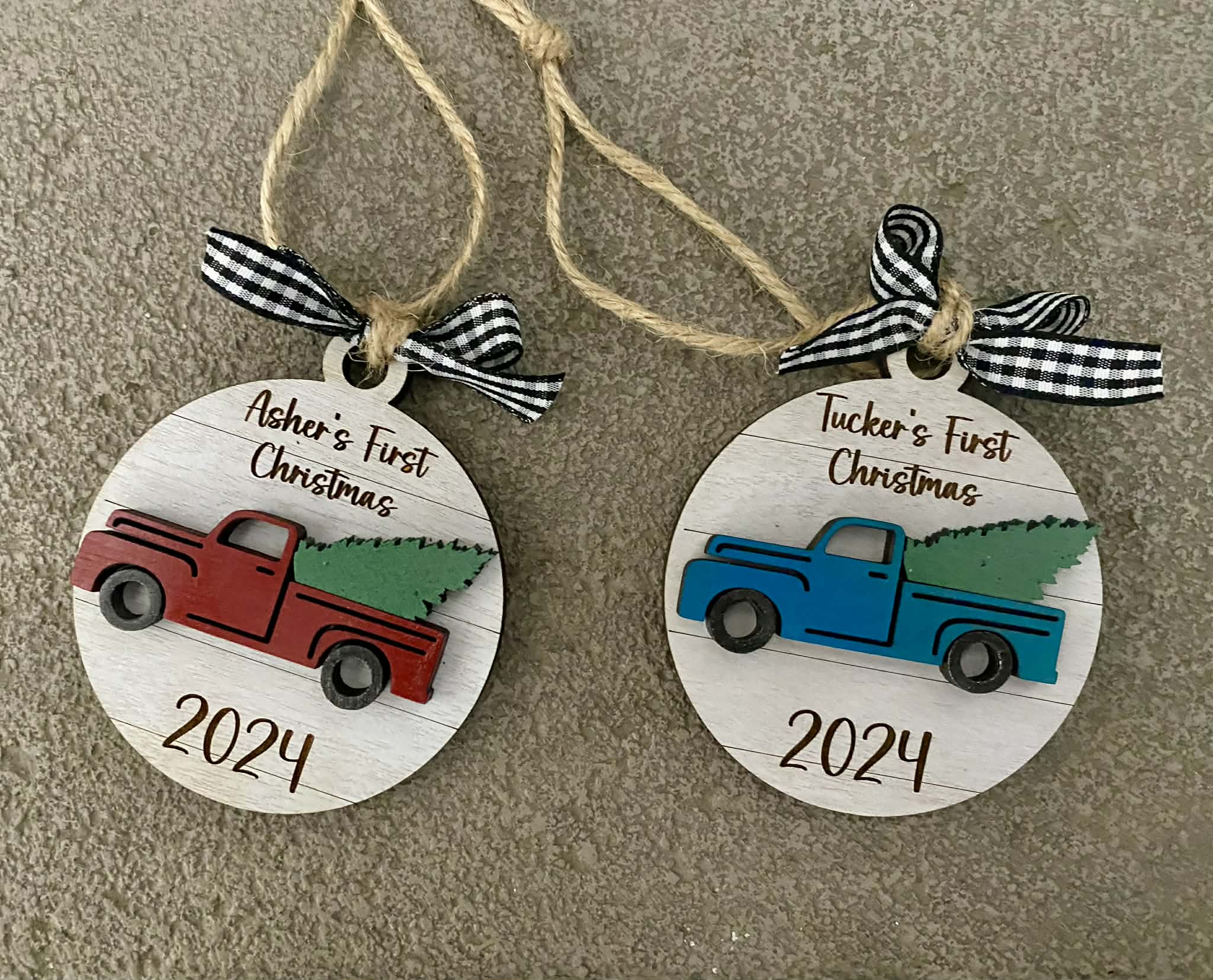 Old Fashion Truck Ornament