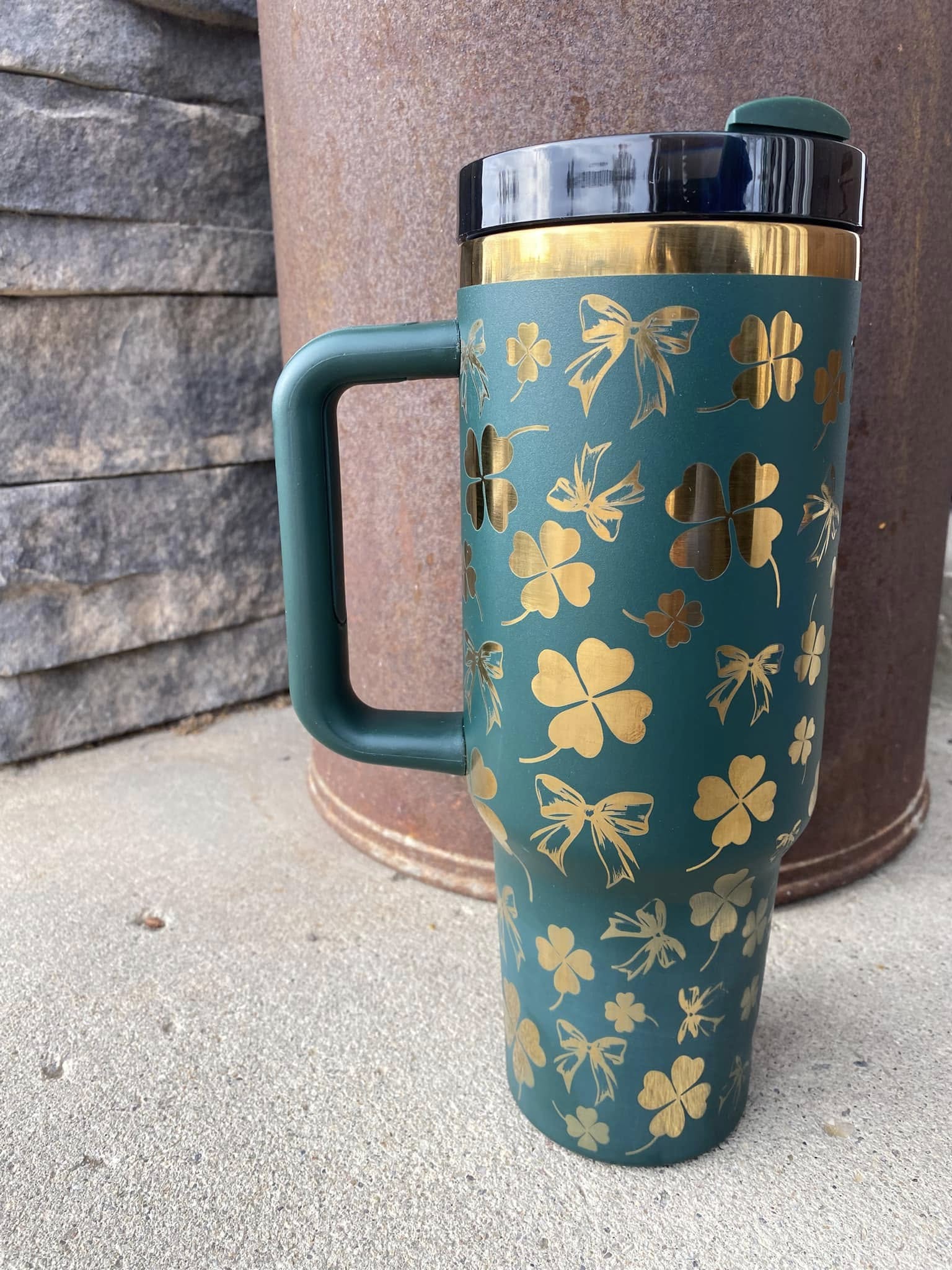 Clover and Bows Tumbler